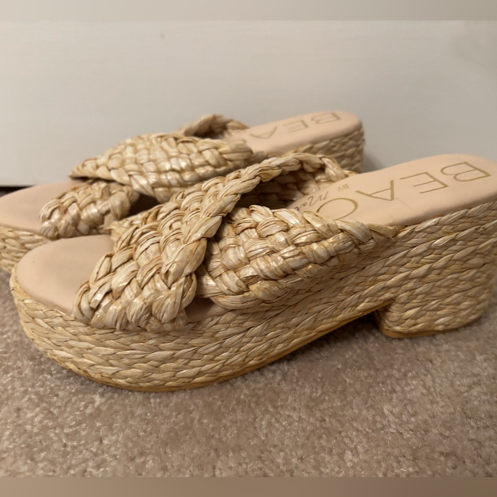 Trendy summer platform sandals